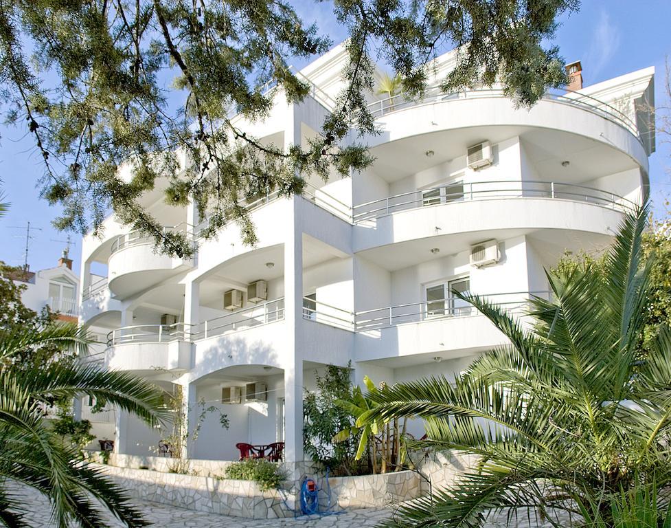Apartments Villa Kukoljac ヘルツェグ・ノヴィ エクステリア 写真