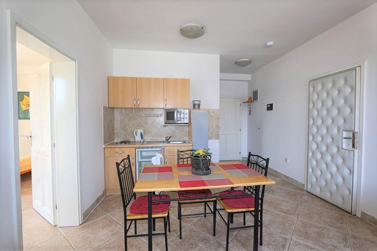 Apartments Villa Kukoljac ヘルツェグ・ノヴィ エクステリア 写真